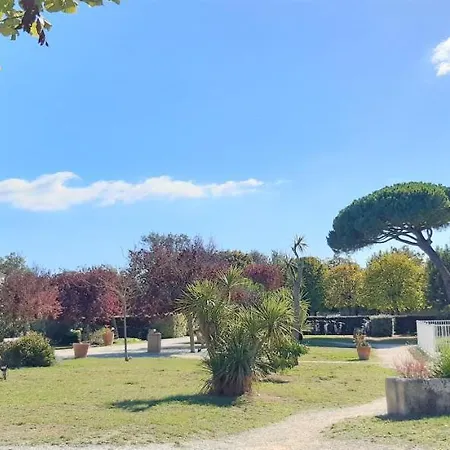 Le Palais